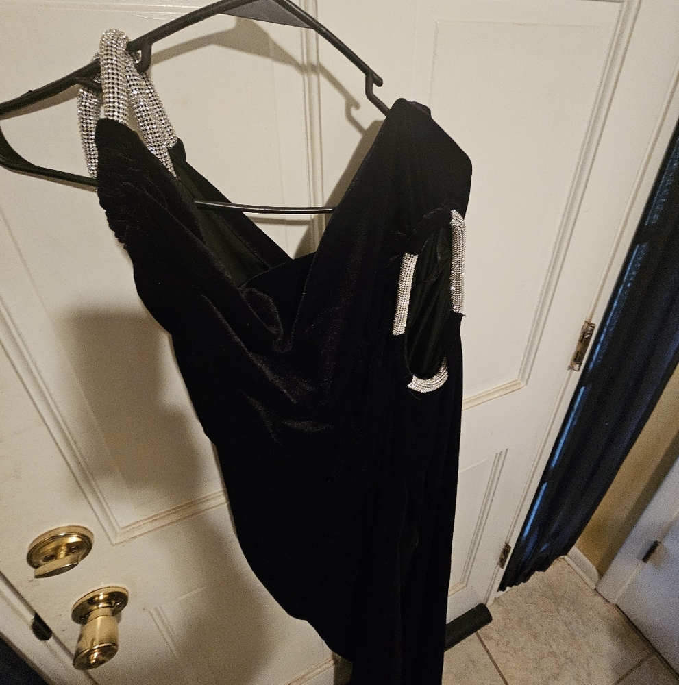 Elegant Black Evening Dress with Silver Accents